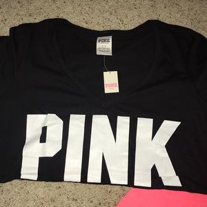 Women’s VSPINK long / short sleeve T-shirt